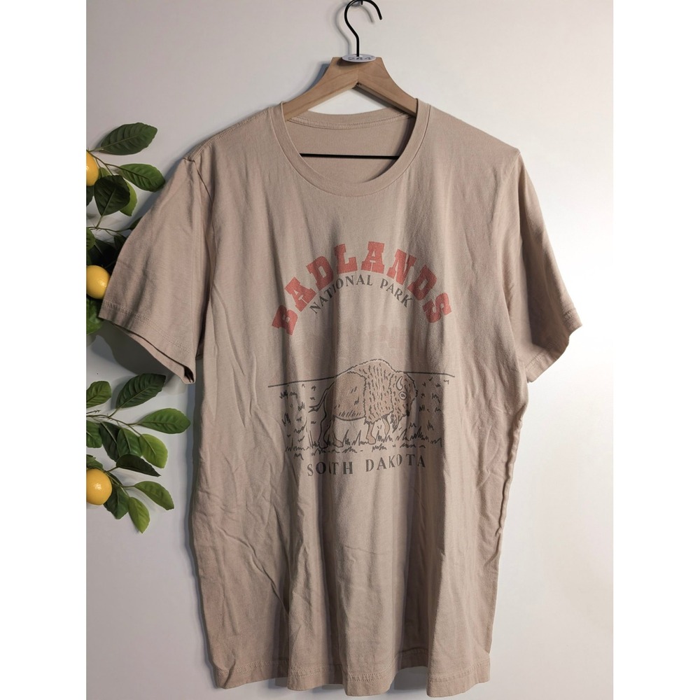 Unbranded Badlands Graphic Tee Sz L